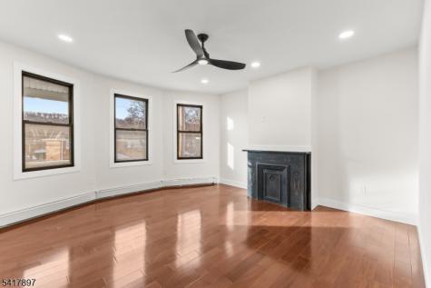 633 Lafayette Avenue Hawthorne NJ 07506