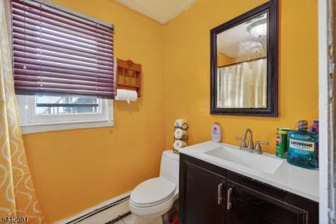 241 Halsted Street East Orange NJ 07018