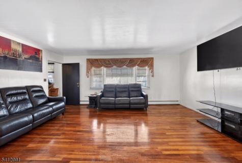 241 Halsted Street East Orange NJ 07018