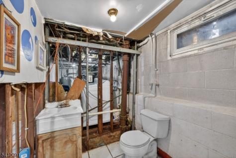 241 Halsted Street East Orange NJ 07018