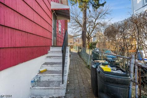 241 Halsted Street East Orange NJ 07018