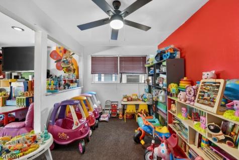 241 Halsted Street East Orange NJ 07018