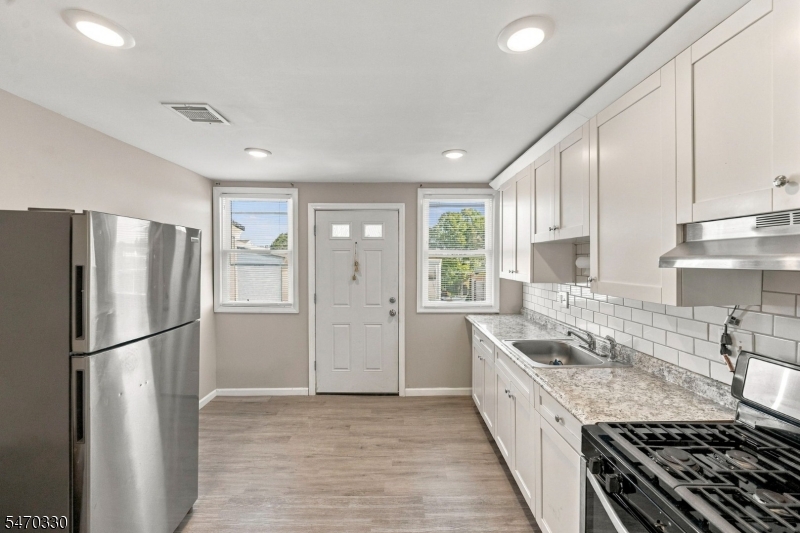 72 Jasper Street Paterson NJ 07522