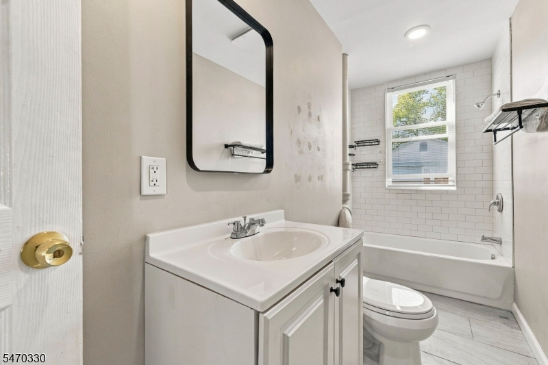 72 Jasper Street Paterson NJ 07522