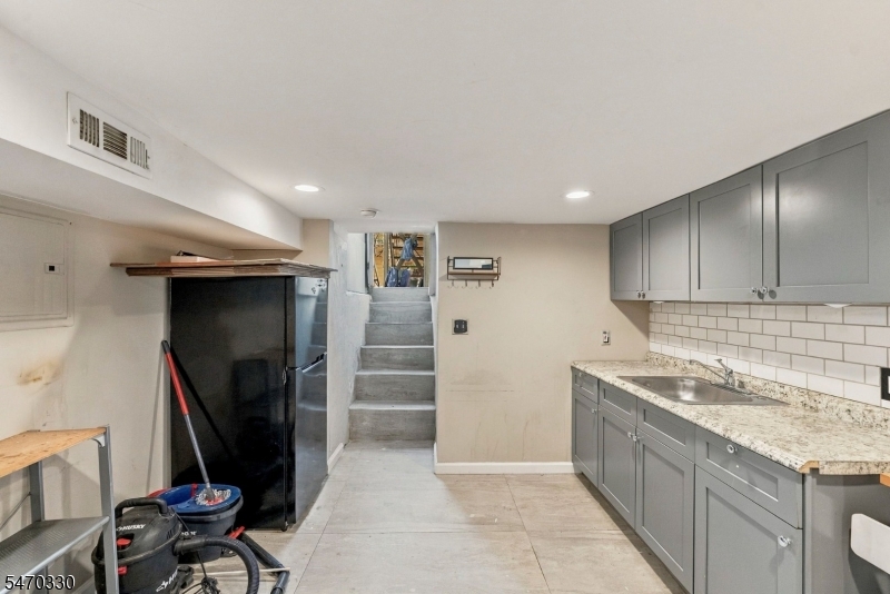 72 Jasper Street Paterson NJ 07522