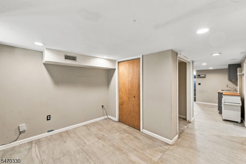 72 Jasper Street Paterson NJ 07522