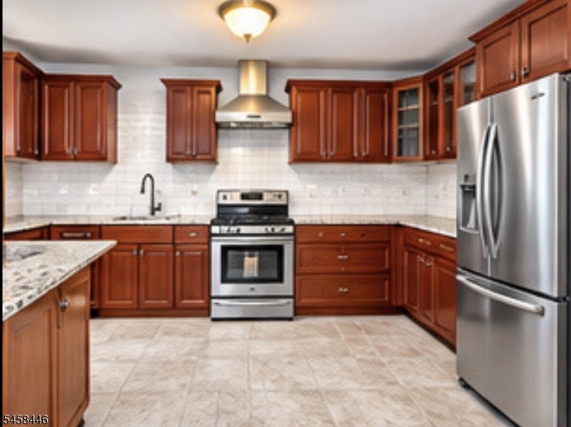 142 Ripley Place Elizabeth NJ 07206
