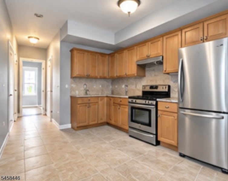 142 Ripley Place Elizabeth NJ 07206