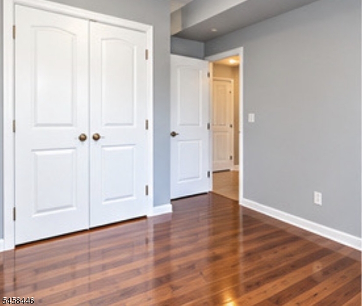 142 Ripley Place Elizabeth NJ 07206