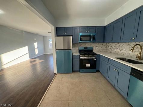 1057 Bond Street Elizabeth NJ 07201