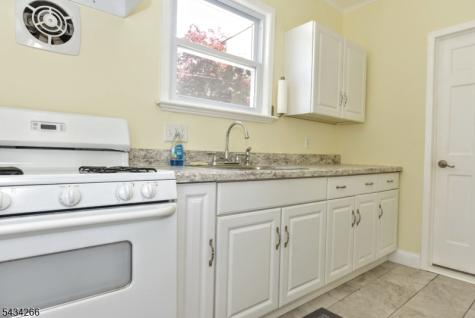 52 Central Avenue Butler NJ 07405