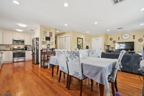 38 Centre Street Nutley NJ 07110