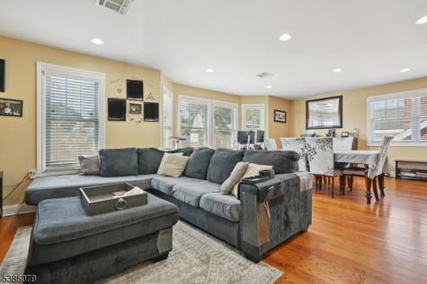 38 Centre Street Nutley NJ 07110