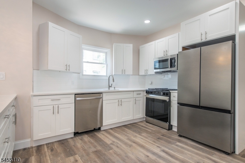 181 S 11th Street Newark NJ 07107
