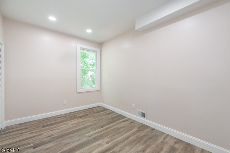 181 S 11th Street Newark NJ 07107