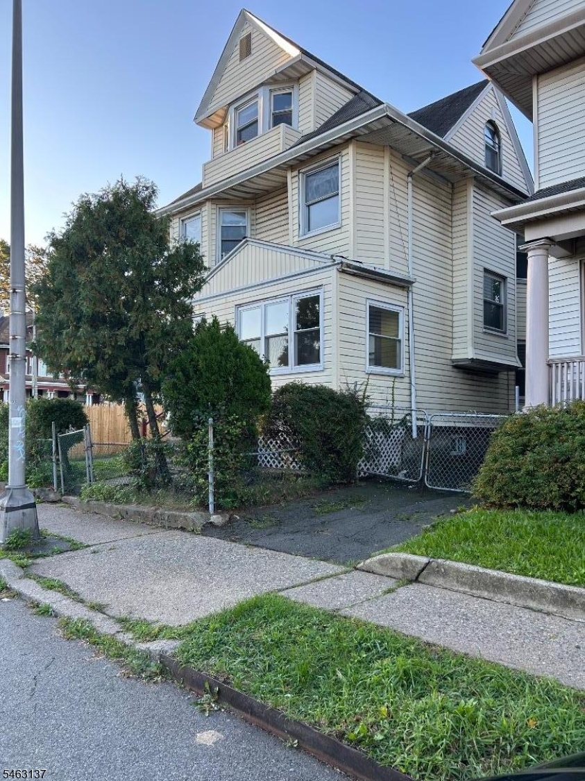 3 Winthrop Terrace East Orange NJ 07018