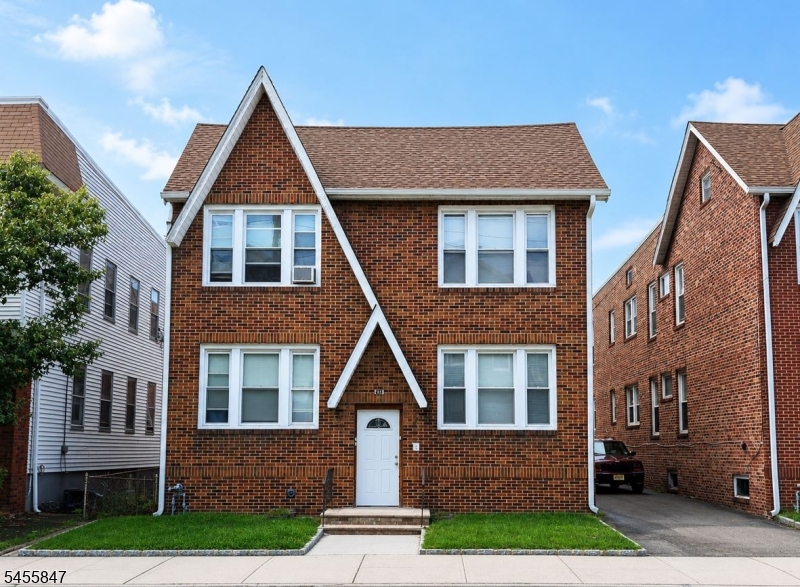 431 Kerrigan Boulevard Newark NJ 07106