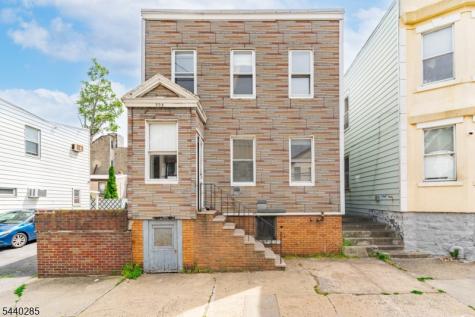 205 Beacon Avenue Jersey City NJ 07306