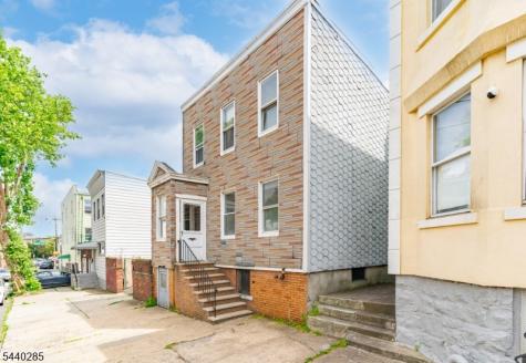 205 Beacon Avenue Jersey City NJ 07306