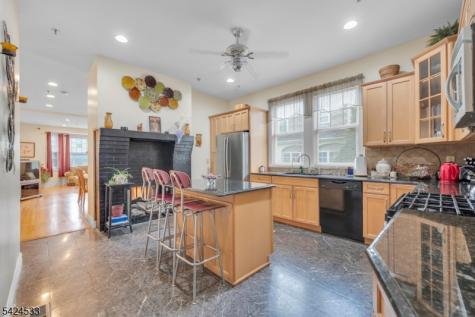 60 Hawthorne Avenue East Orange NJ 07018