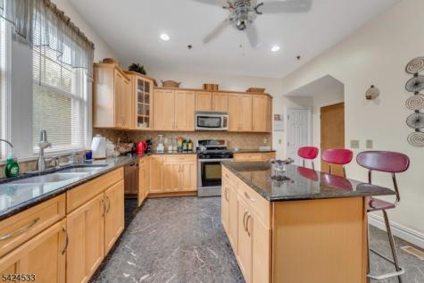 60 Hawthorne Avenue East Orange NJ 07018
