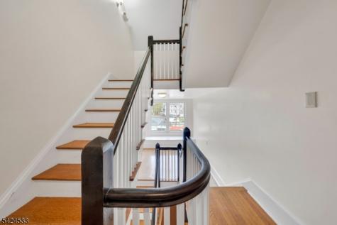 60 Hawthorne Avenue East Orange NJ 07018