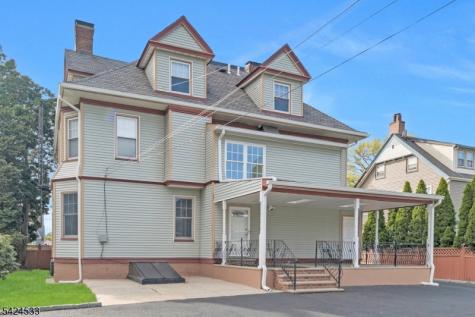 60 Hawthorne Avenue East Orange NJ 07018