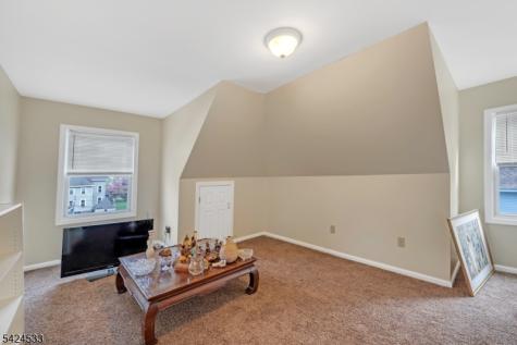 60 Hawthorne Avenue East Orange NJ 07018