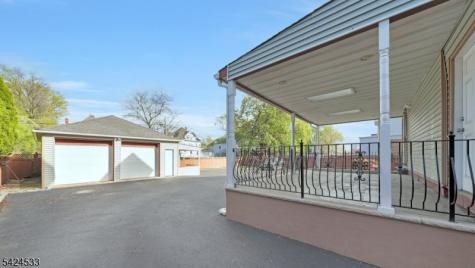 60 Hawthorne Avenue East Orange NJ 07018
