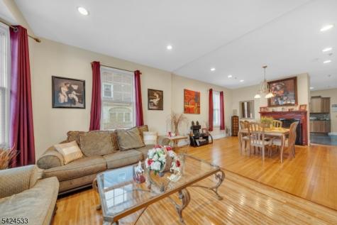 60 Hawthorne Avenue East Orange NJ 07018