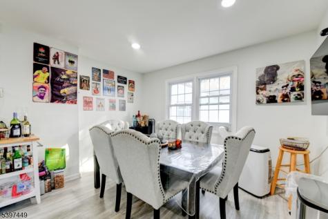 8 Sailer Court Elizabeth NJ 07201