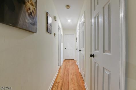 8 Sailer Court Elizabeth NJ 07201