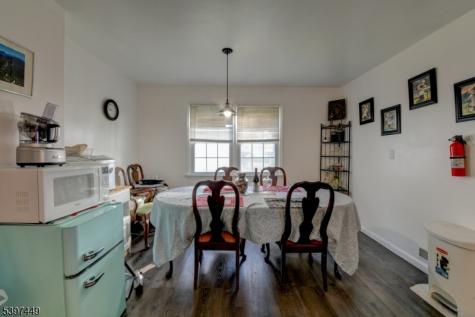 8 Sailer Court Elizabeth NJ 07201