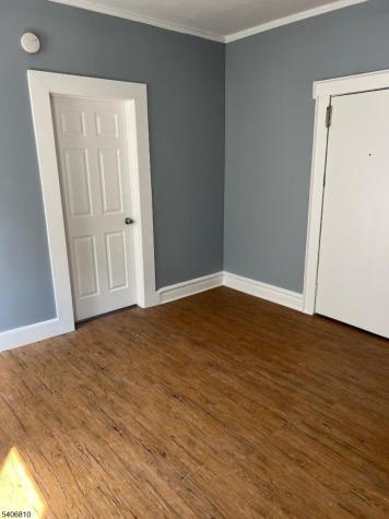 814 S 19th Street Newark NJ 07108