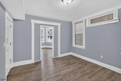 529 S Clinton Street East Orange NJ 07018