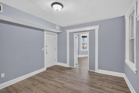 529 S Clinton Street East Orange NJ 07018