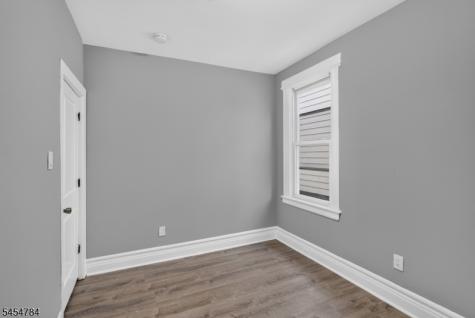 529 S Clinton Street East Orange NJ 07018