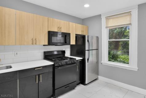 529 S Clinton Street East Orange NJ 07018