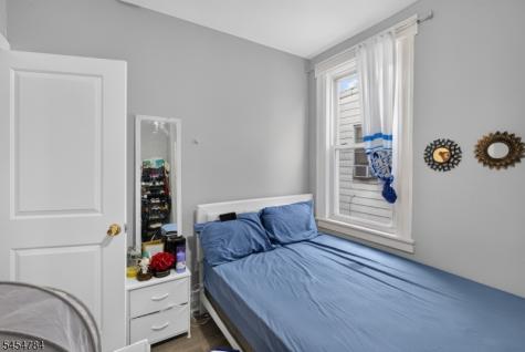 529 S Clinton Street East Orange NJ 07018