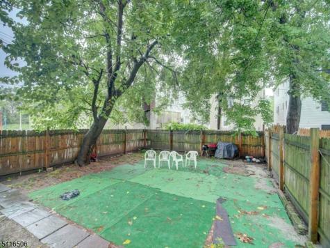 198 N 17th Street East Orange NJ 07017