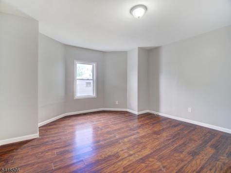 198 N 17th Street East Orange NJ 07017