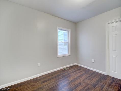 198 N 17th Street East Orange NJ 07017