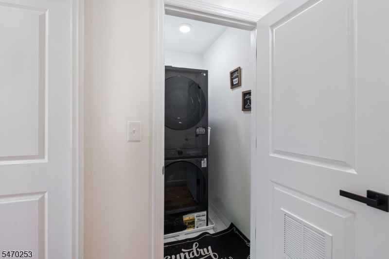 394 S 9th Street Newark NJ 07103
