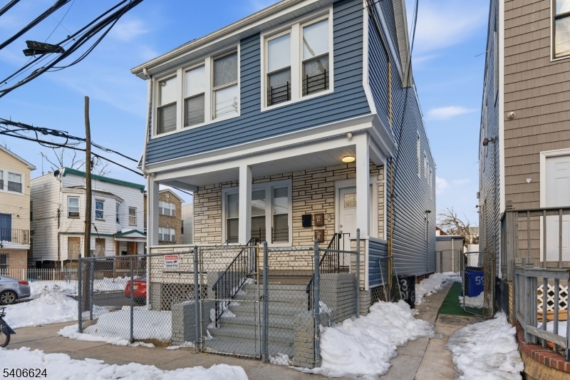 53 Aldine Street Newark NJ 07112