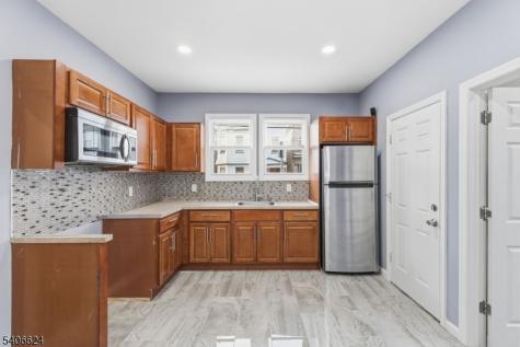 53 Aldine Street Newark NJ 07112