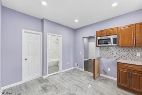 53 Aldine Street Newark NJ 07112