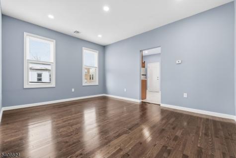 53 Aldine Street Newark NJ 07112