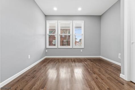 53 Aldine Street Newark NJ 07112