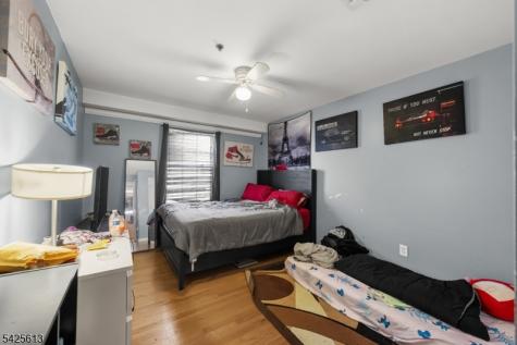 25 Norfolk Street Newark NJ 07103