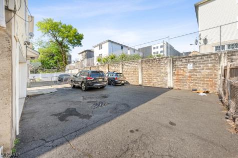 25 Norfolk Street Newark NJ 07103